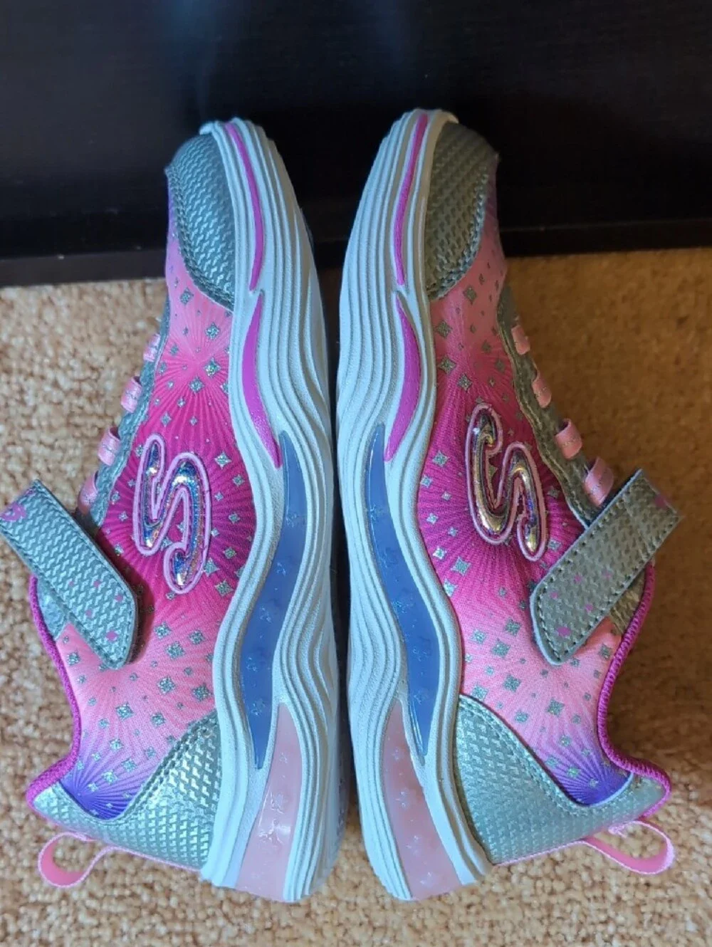 NWOB Skechers S-Lights Power Petals Girls Sneakers 2Y